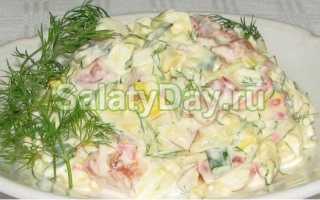 Салат с крабовыми палочками – очень вкусные классические рецепты