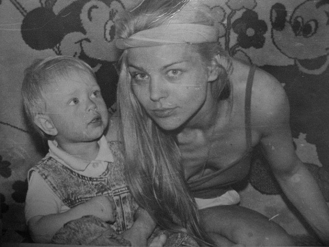 80 фото актера Александра Михайлова, его семьи: жен, детей, внуков