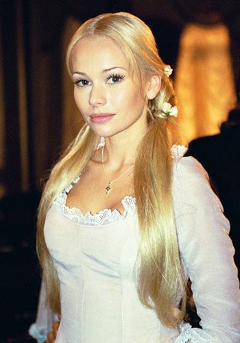 Елена Корикова