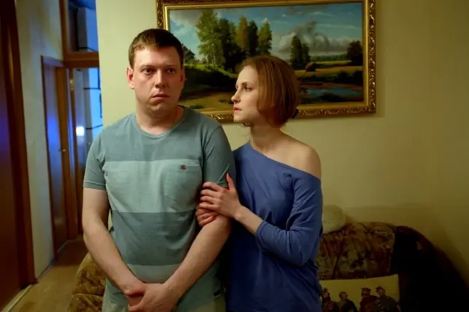 Сергей Лавыгин и Анна Бегунова в сериале «Кухня»